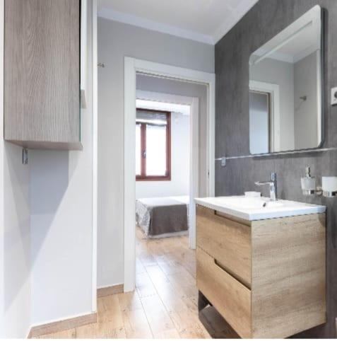 Ferienwohnung A Tan Solo 800 Metros De San Mames Bilbao Exterior foto